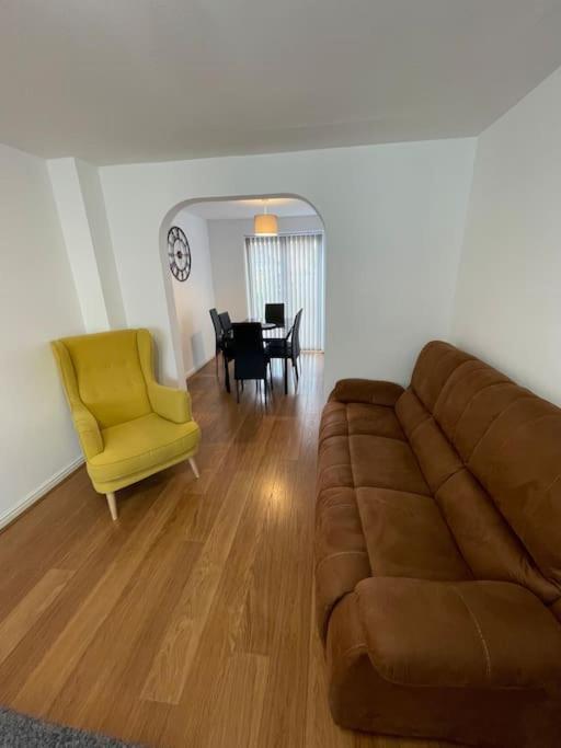 5 Holborn Spacious Holiday home Redhill (Shropshire)